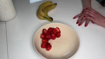 Sandrillon Tastes The Forbidden Fruit