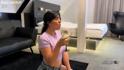 DANIELA ORTIZ DRINKS PISS