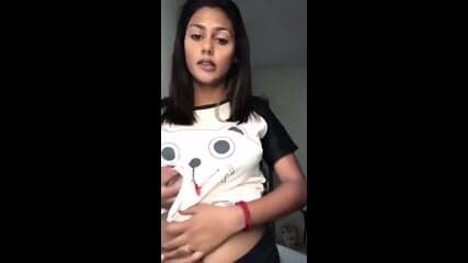 Tamil girl showing her nipples