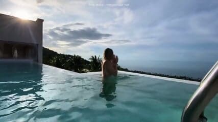 Booty Frutti Rides A Dick After Swimming