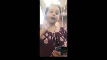 Randi Bhabhi Video Call Par Nangi Jism Dikhati Hai Lover Ko  -