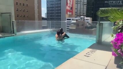 Hotwife Brooke Blaze Gets Glazed By Knight's BBC